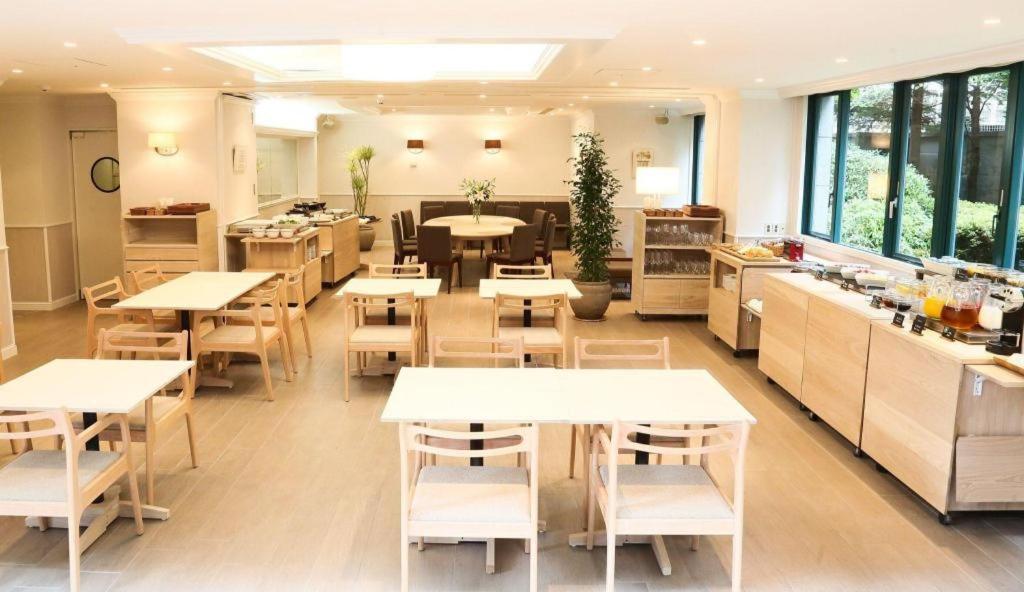 Forest Hongo Tokyo Bagian luar foto
